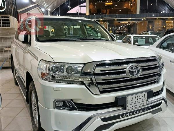 Toyota for sale in Iraq